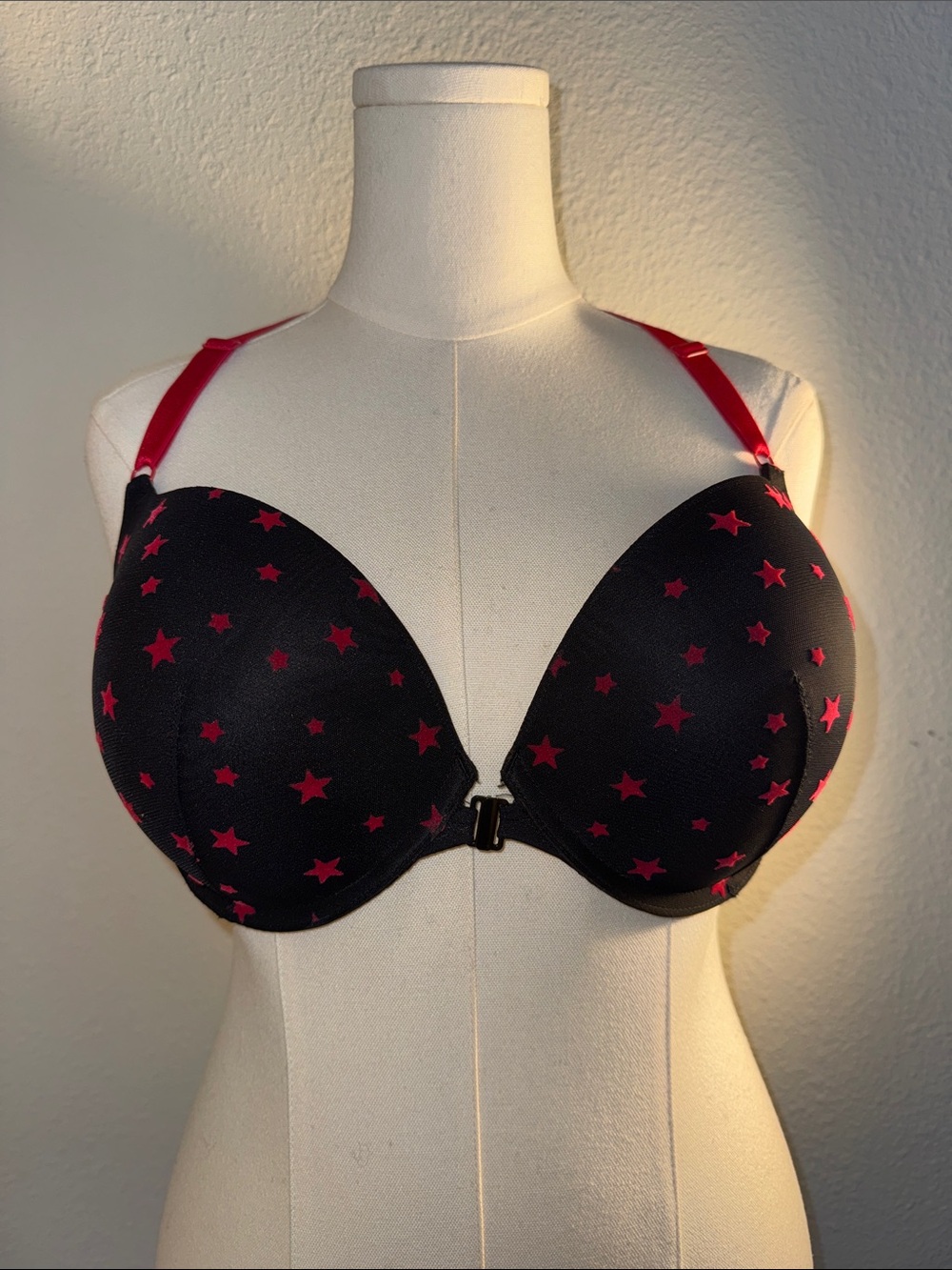 Victoria's Secret Black Bra with Red Star Print